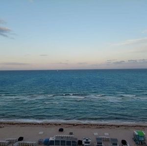 Meet your Posher, Lorena elizabeth